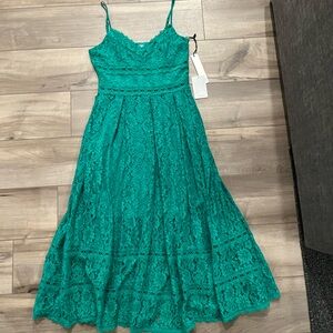 NSR (Napean Sea Rd) Green Lace Dress Size Small